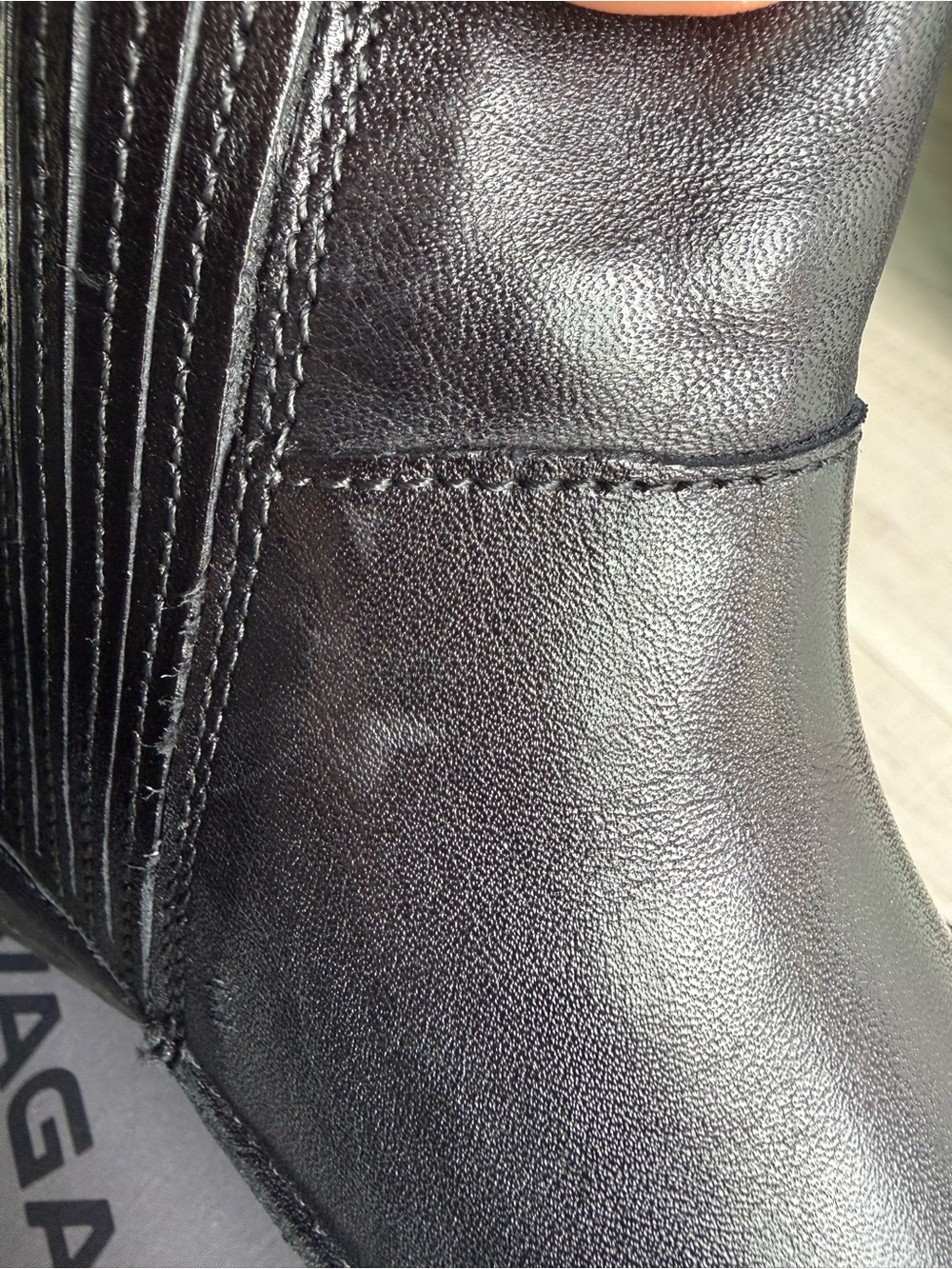 Vagabond Nella Black Leather Ankle Boots Chelsea Square Toe Size EU 37 Western - Picture 6 of 8